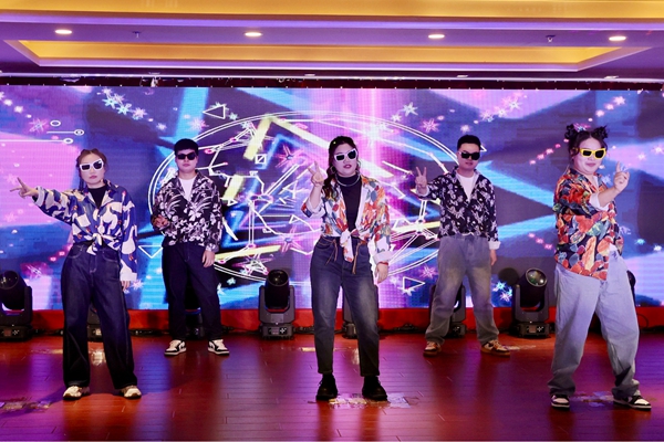 1開場舞.jpg 1開場舞.jpg