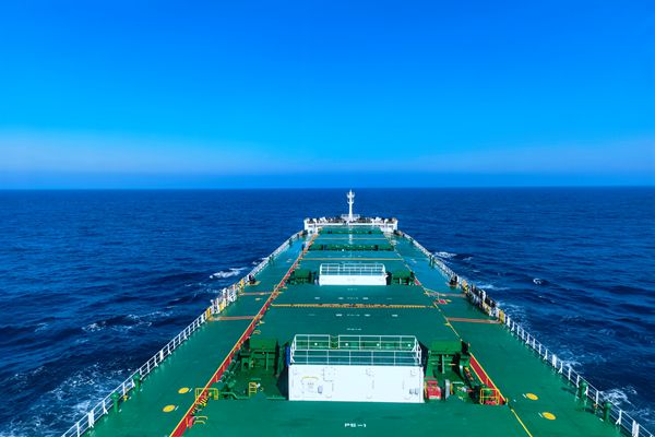 1-寧波海運所屬船舶在大海上航行。朱協林 攝_副本.jpg 1-寧波海運所屬船舶在大海上航行。朱協林 攝_副本.jpg